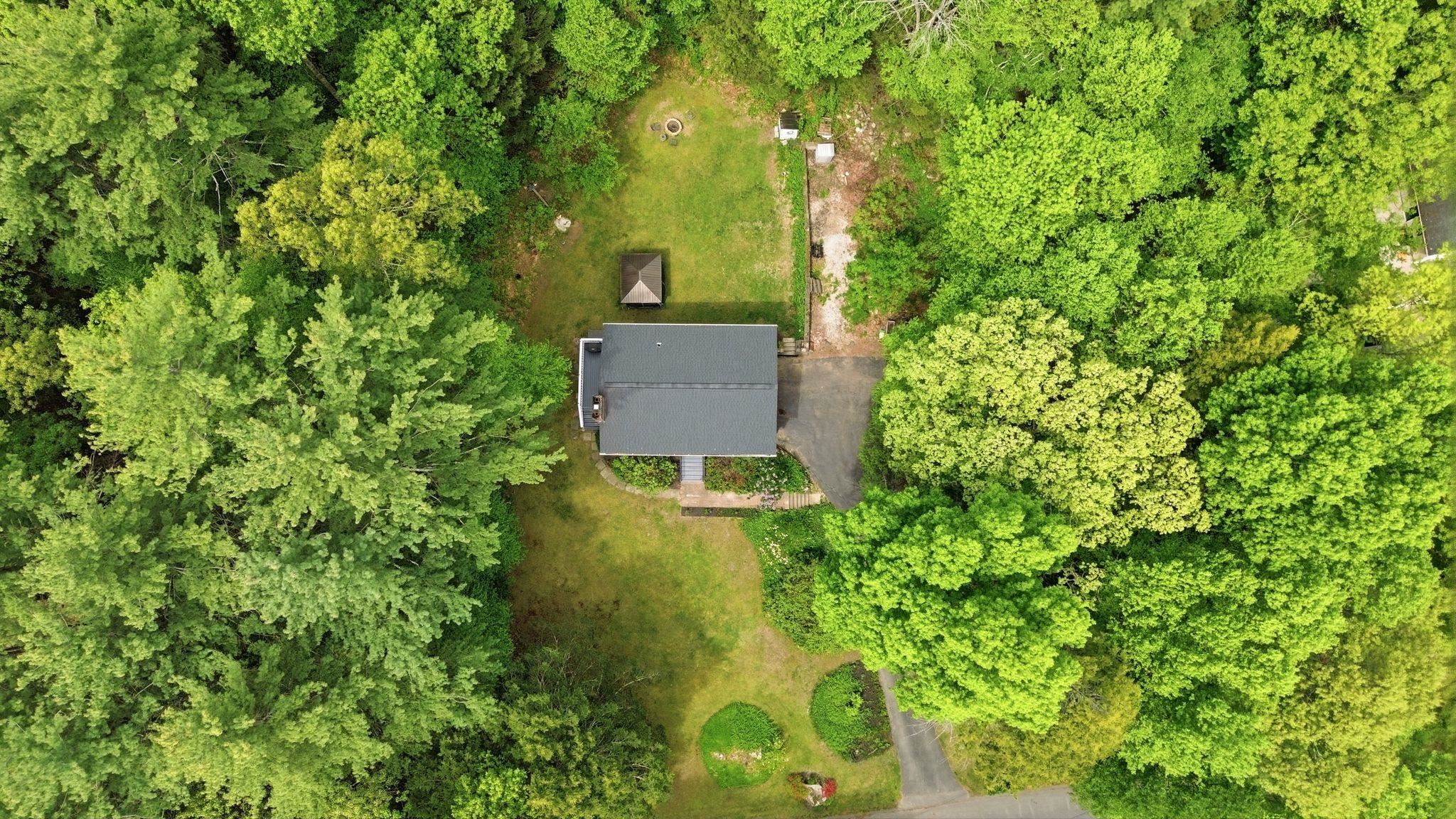 7 Hampshire Drive