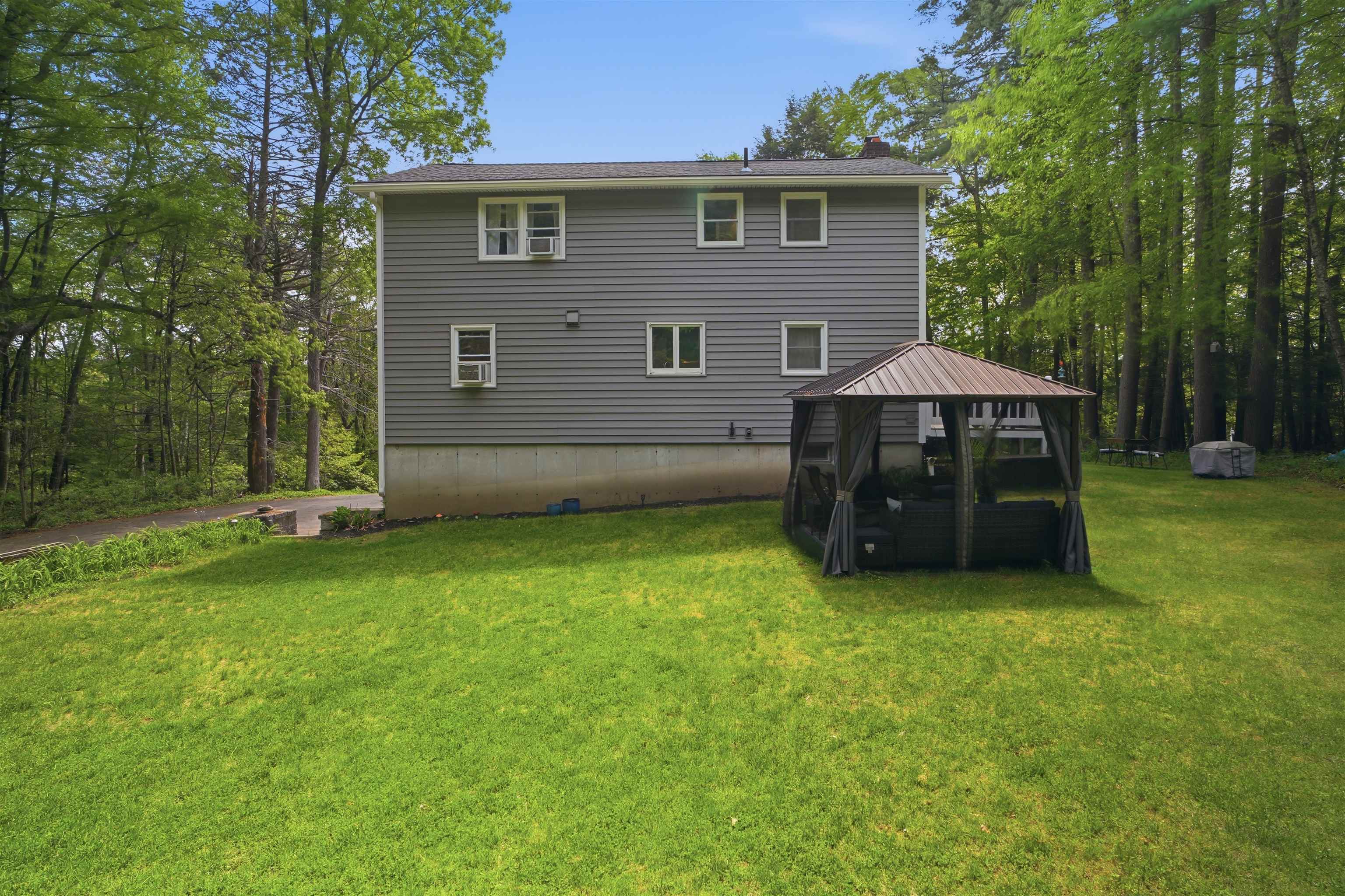 7 Hampshire Drive