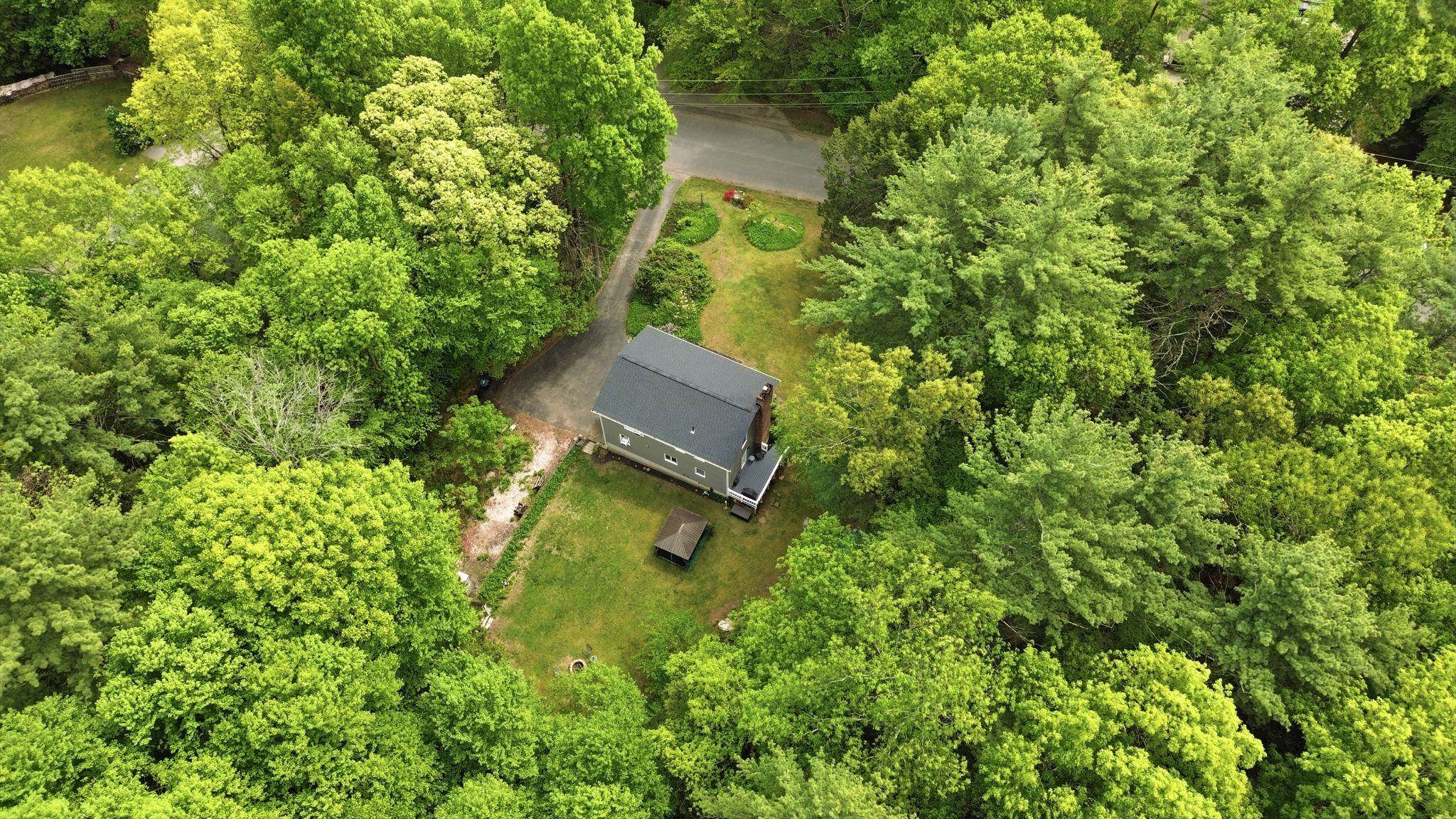 7 Hampshire Drive
