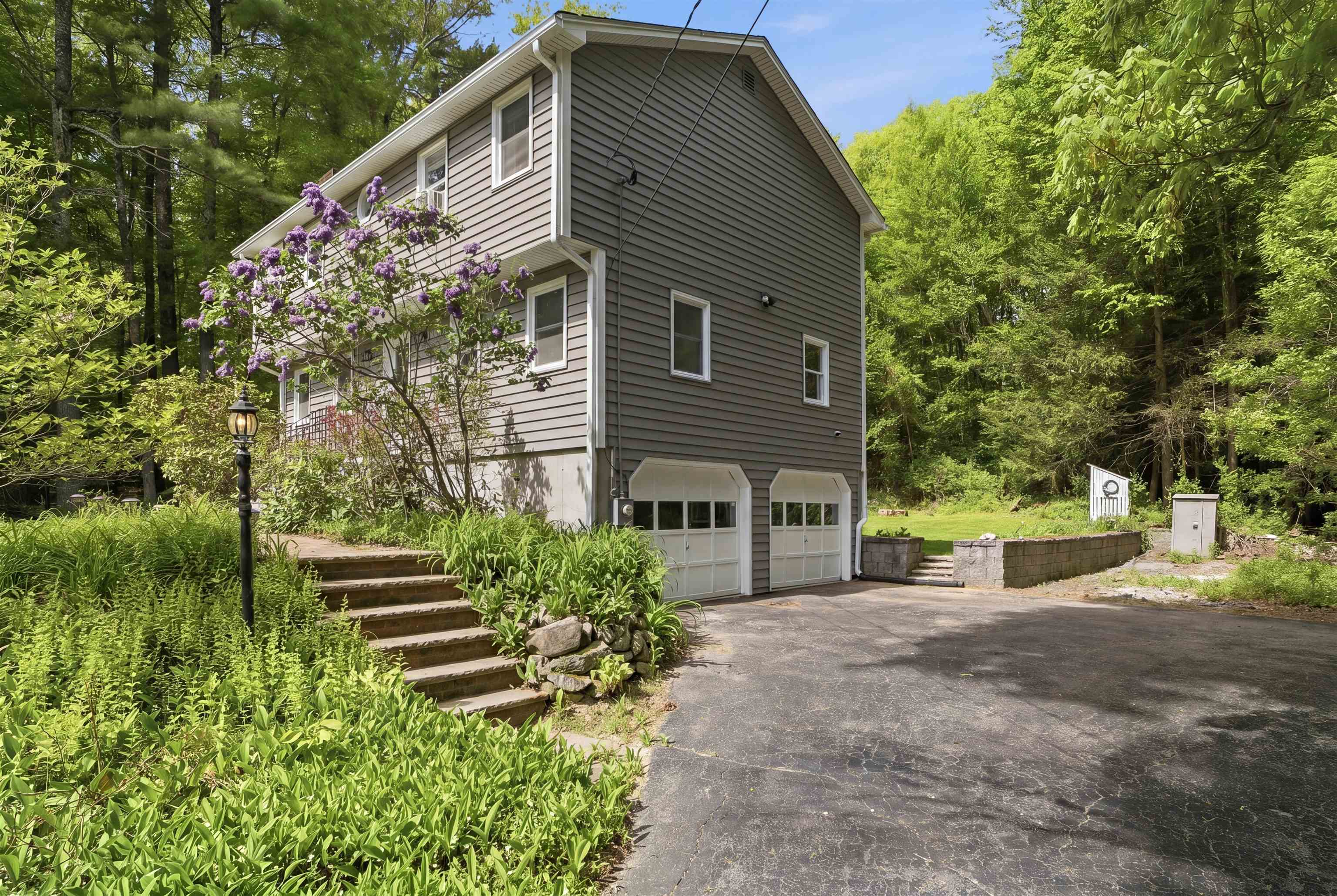 7 Hampshire Drive
