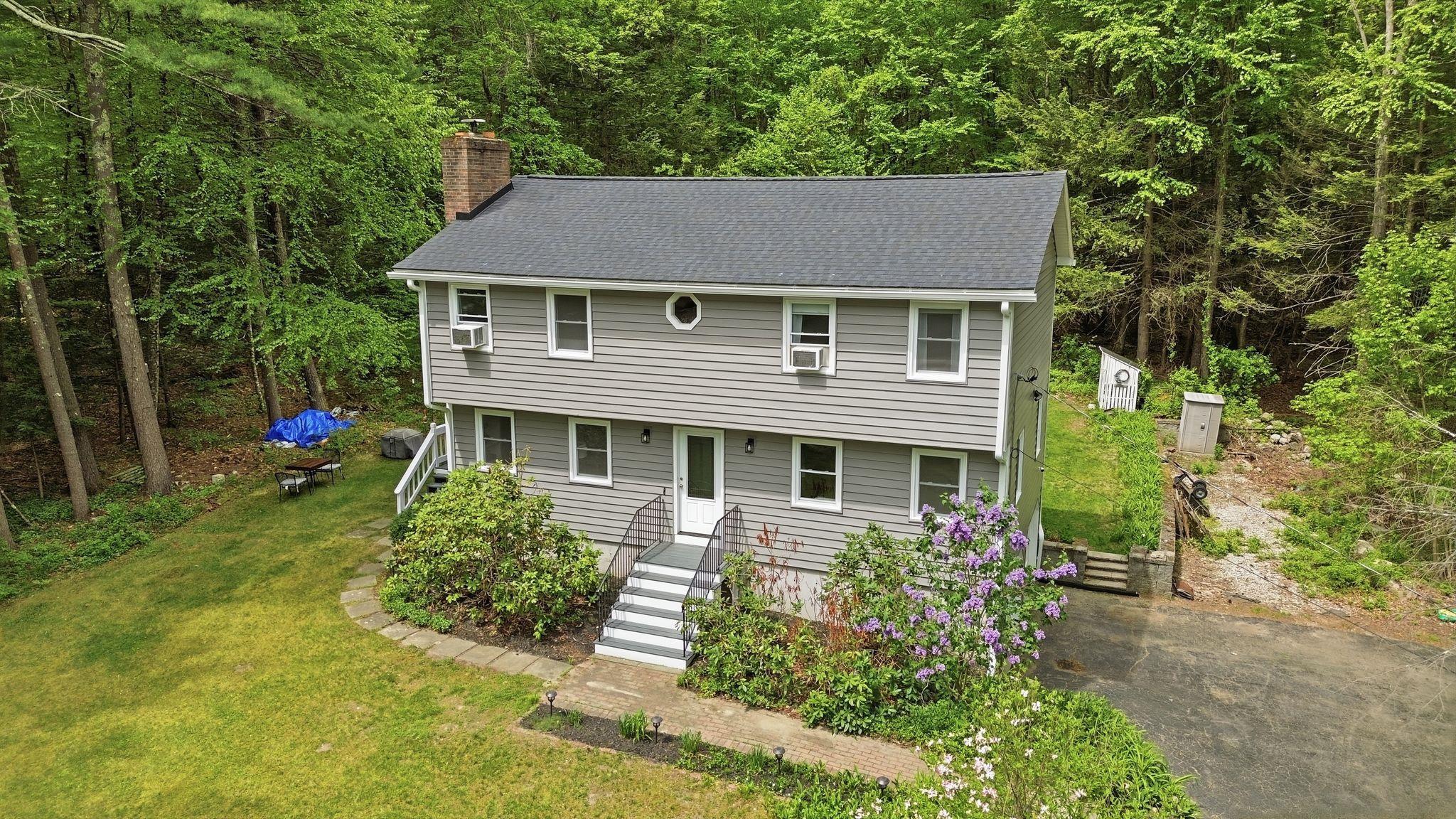 7 Hampshire Drive