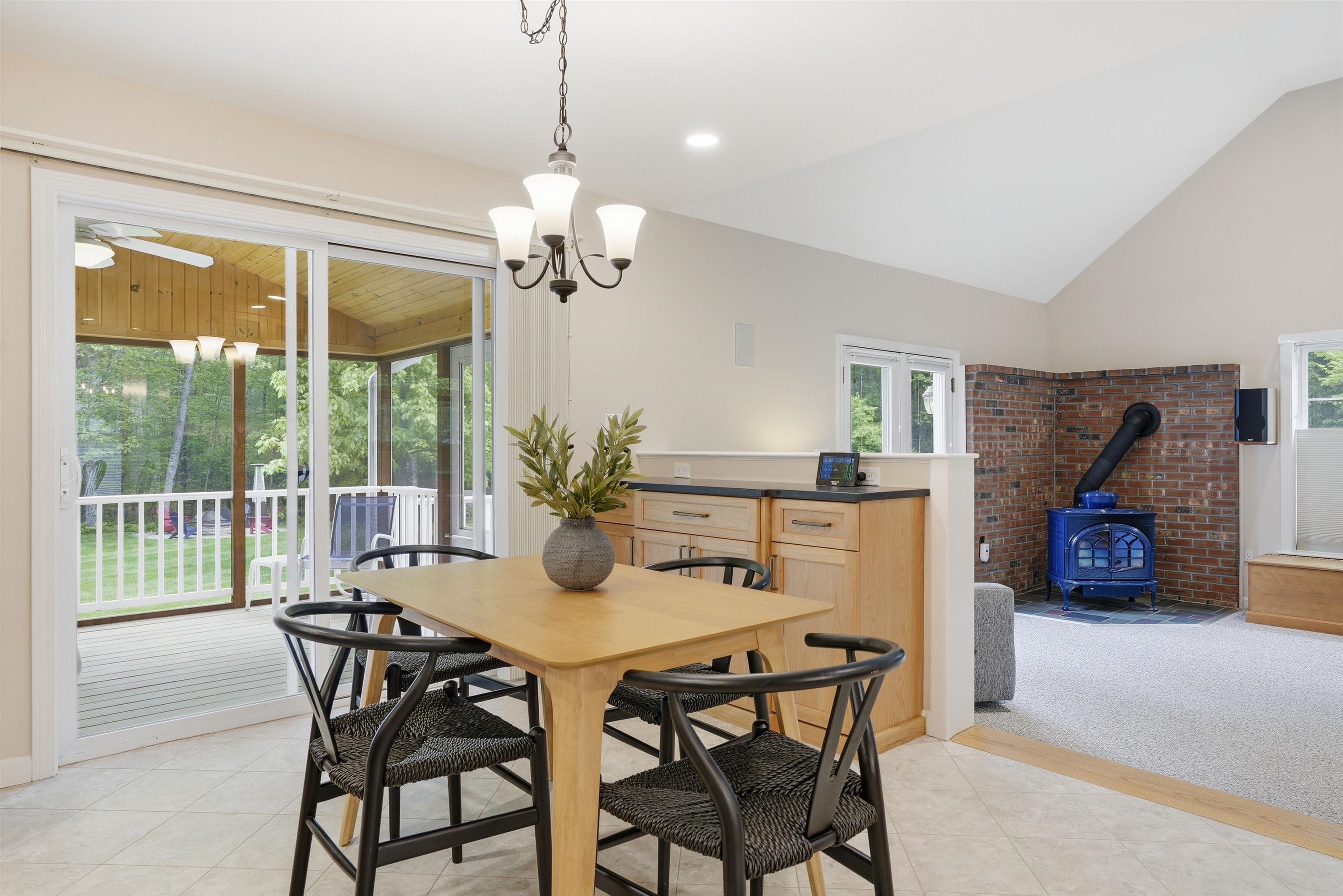 6 Klara Drive