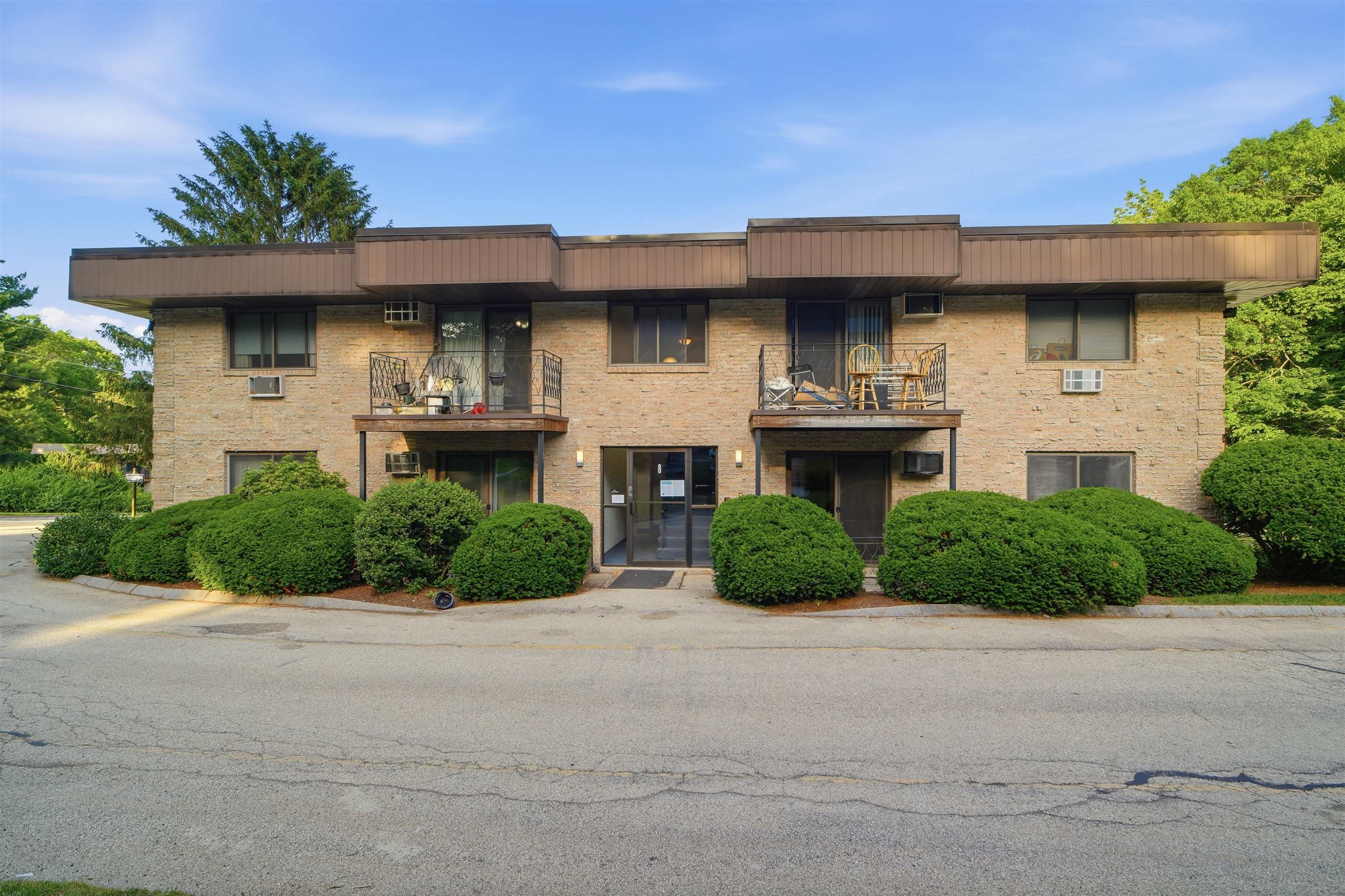 8 Strawberry Bank Road Unit: 9