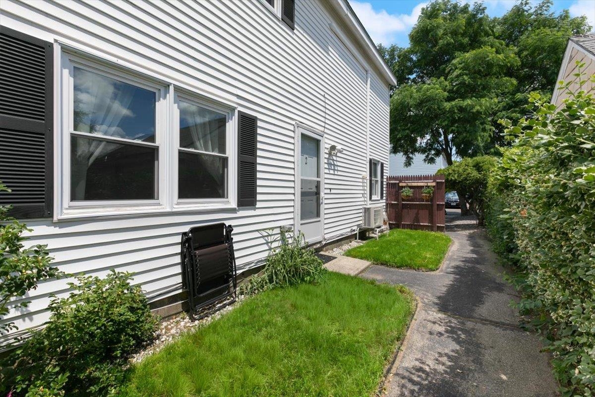13 Batchelder Avenue