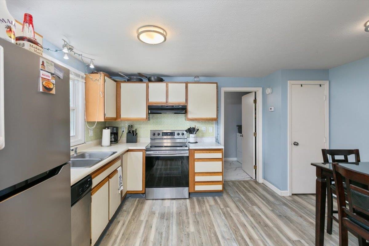 13 Batchelder Avenue