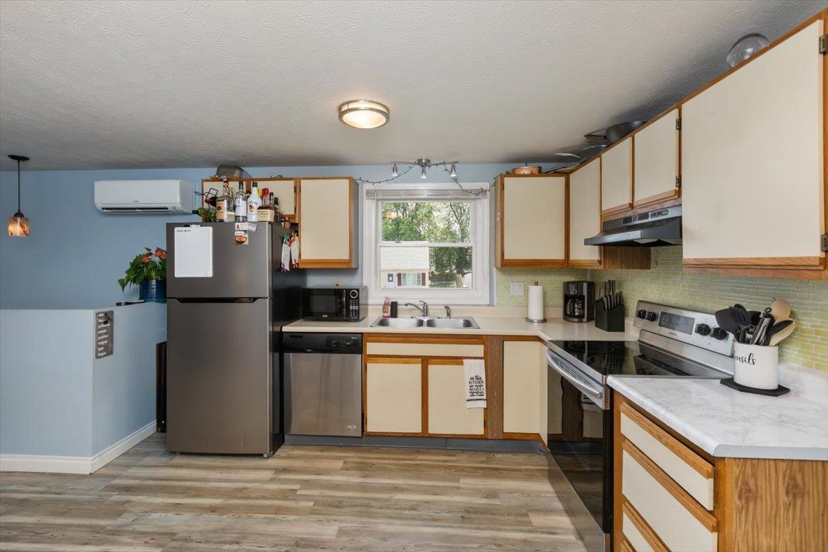 13 Batchelder Avenue