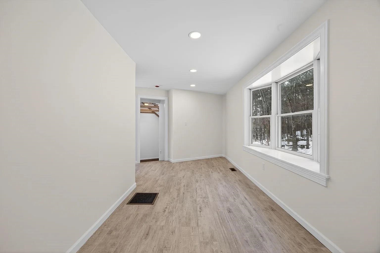 166 Londonderry Road