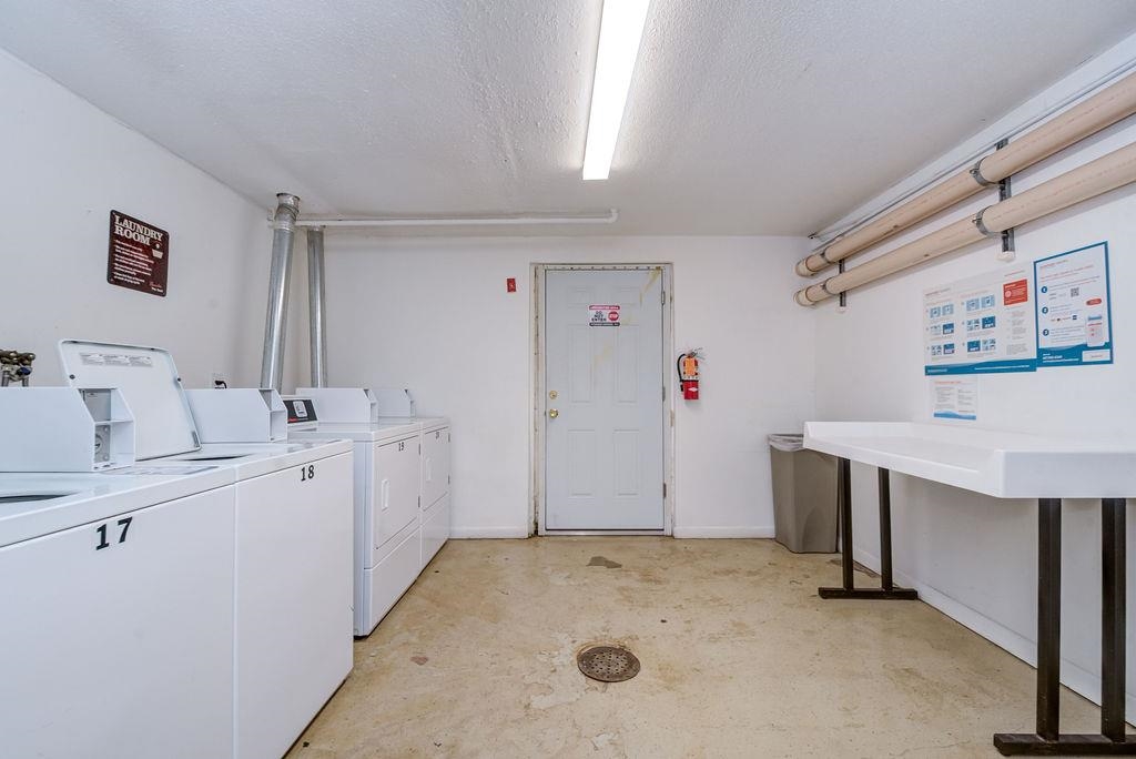 5 Lancelot Court Unit: 2