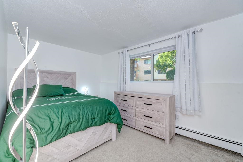 5 Lancelot Court Unit: 2
