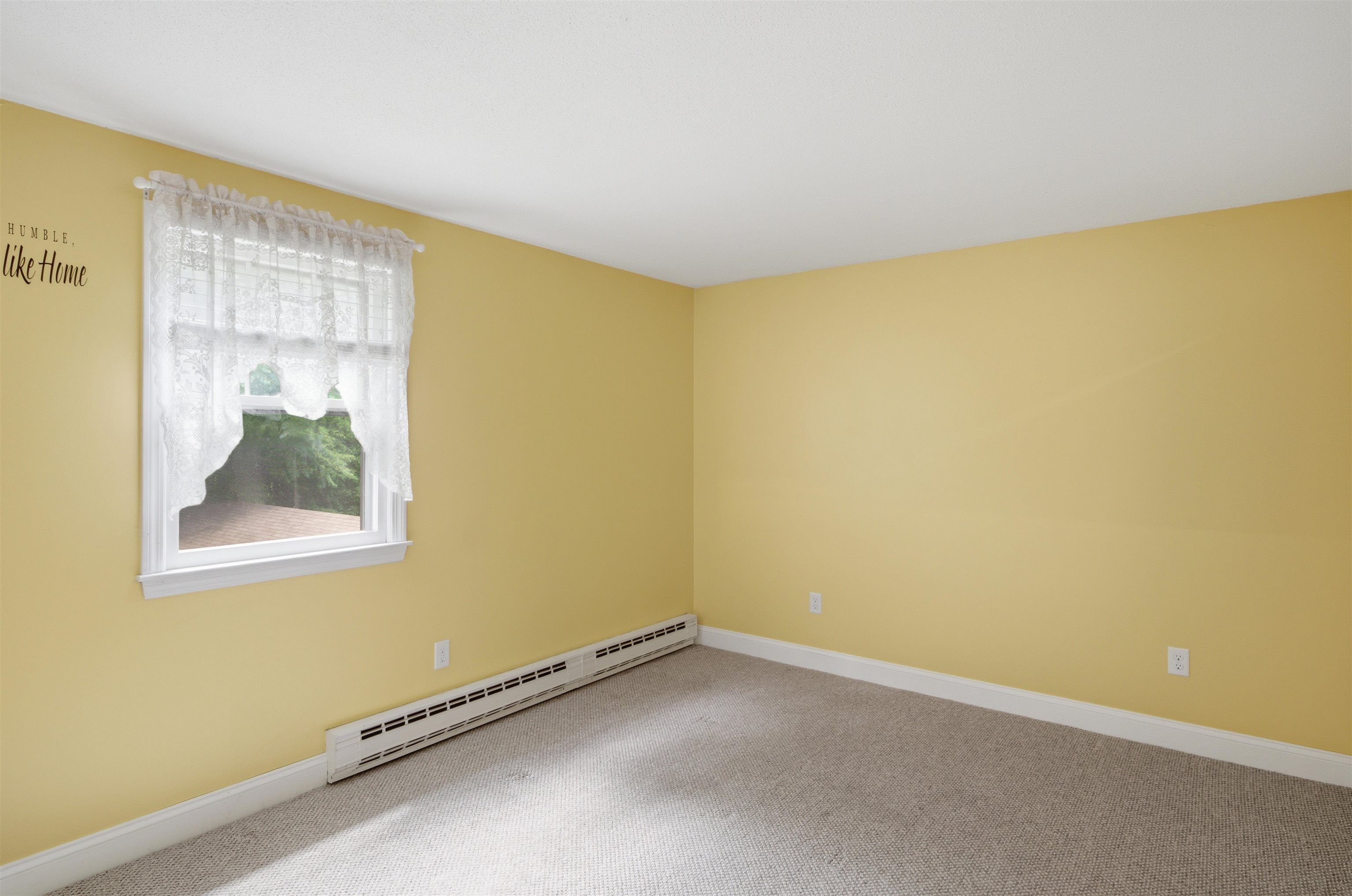 9 Midridge Circle