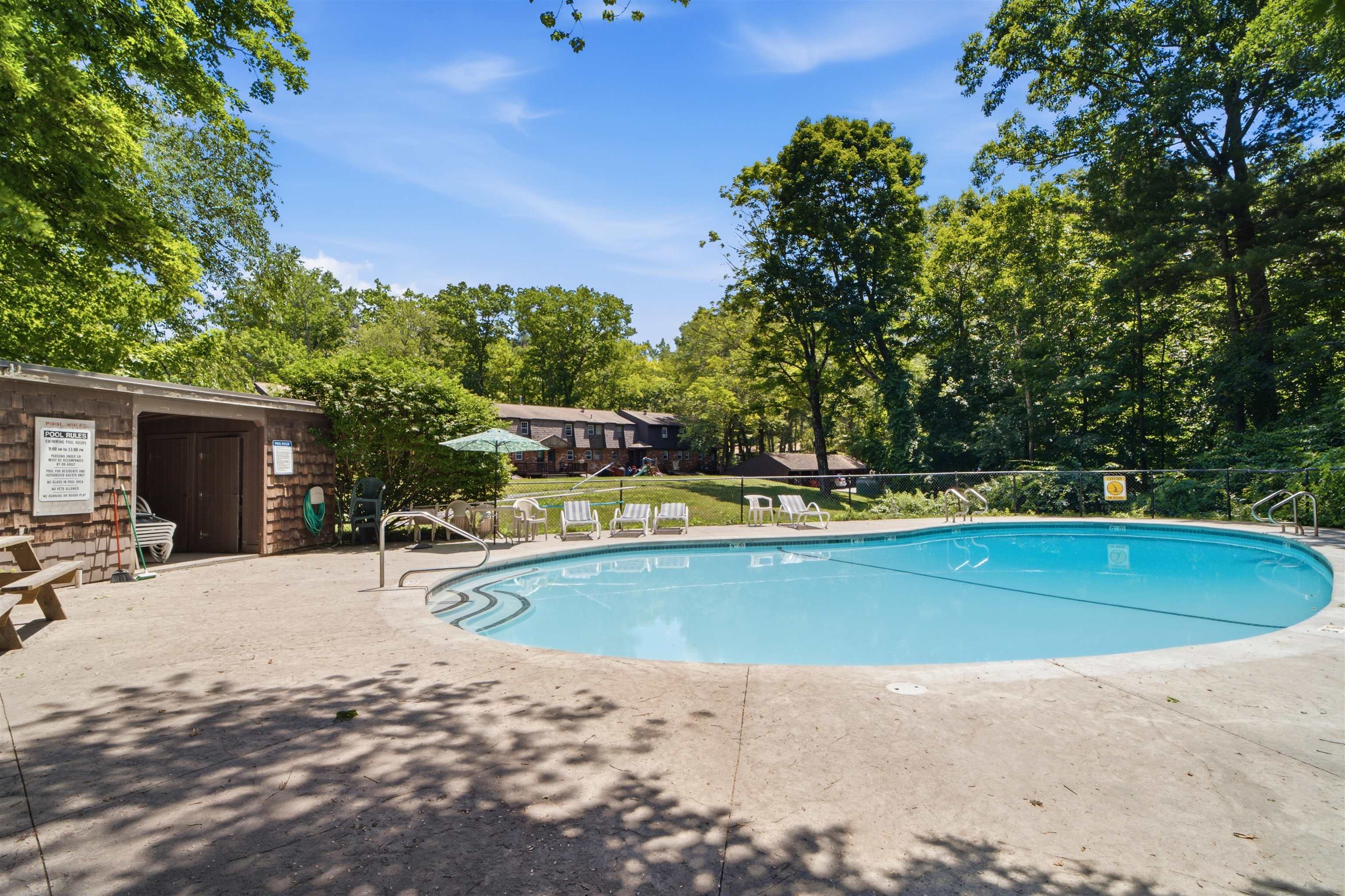9 Midridge Circle