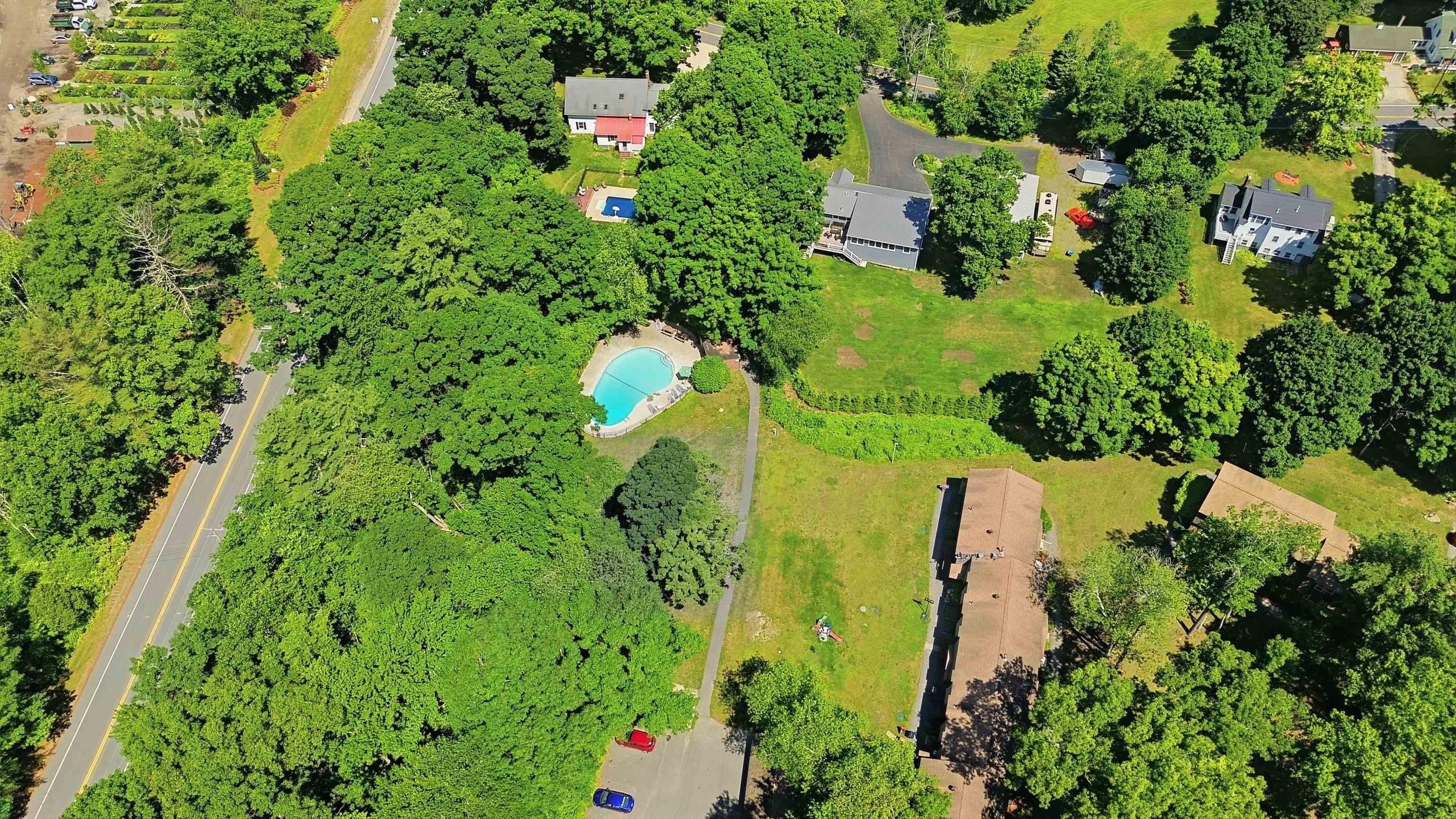 9 Midridge Circle