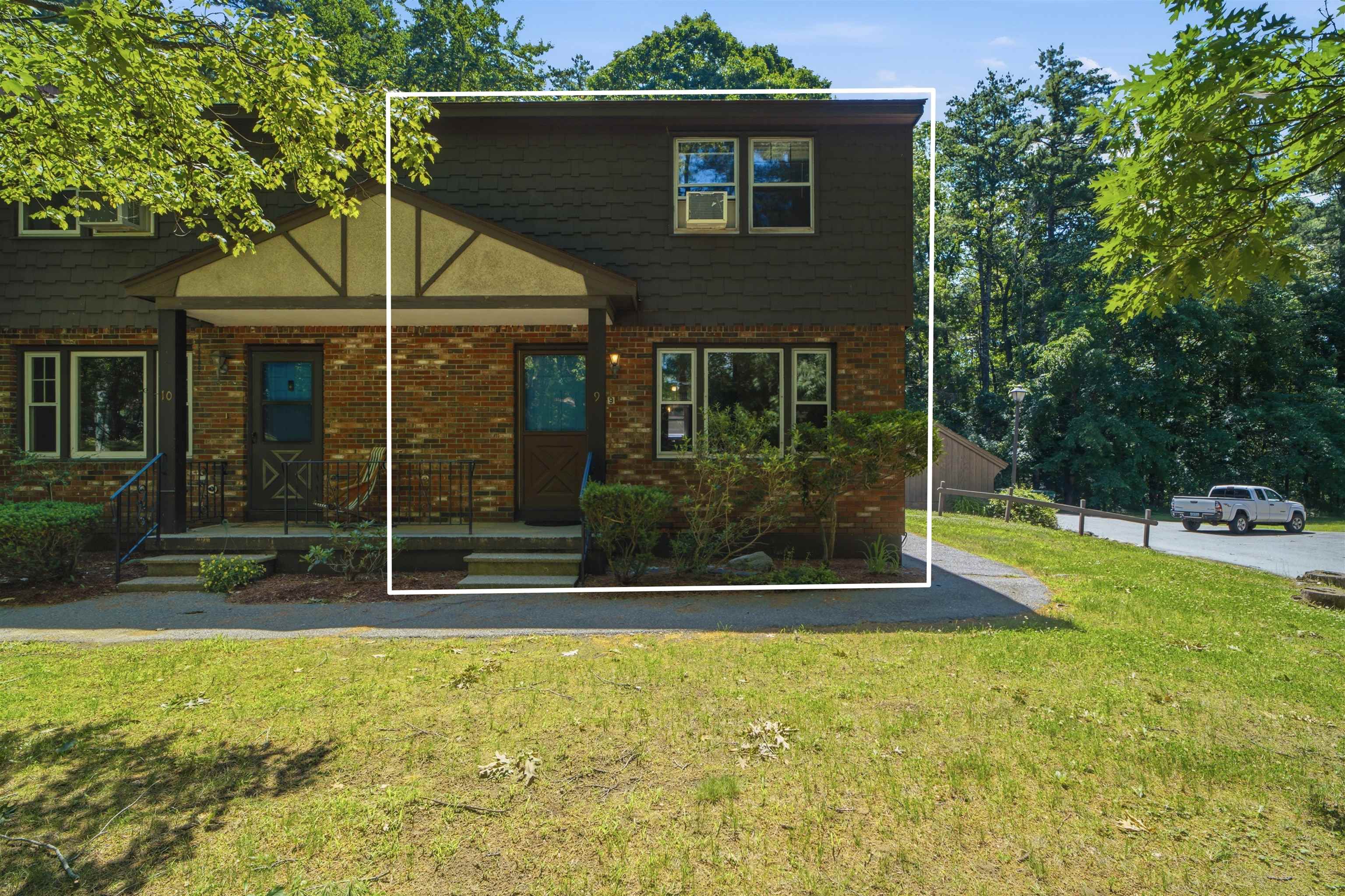 9 Midridge Circle