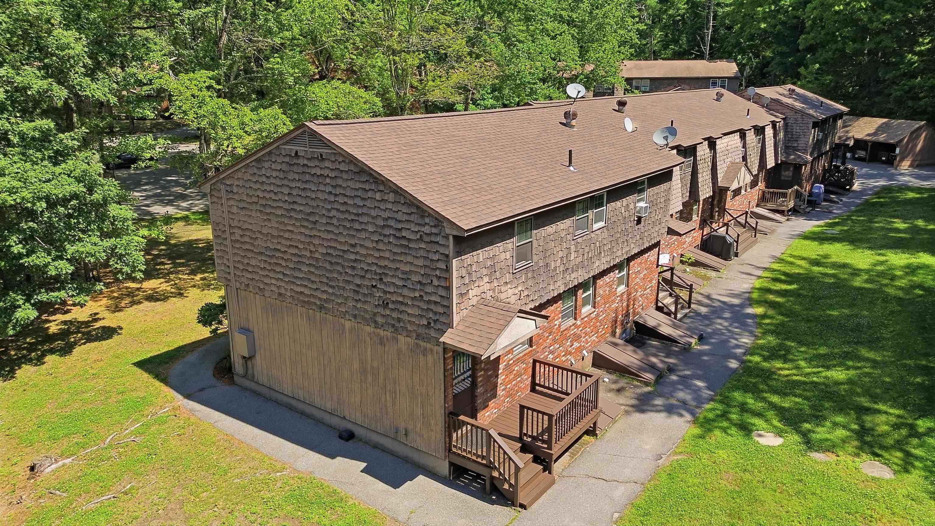 9 Midridge Circle