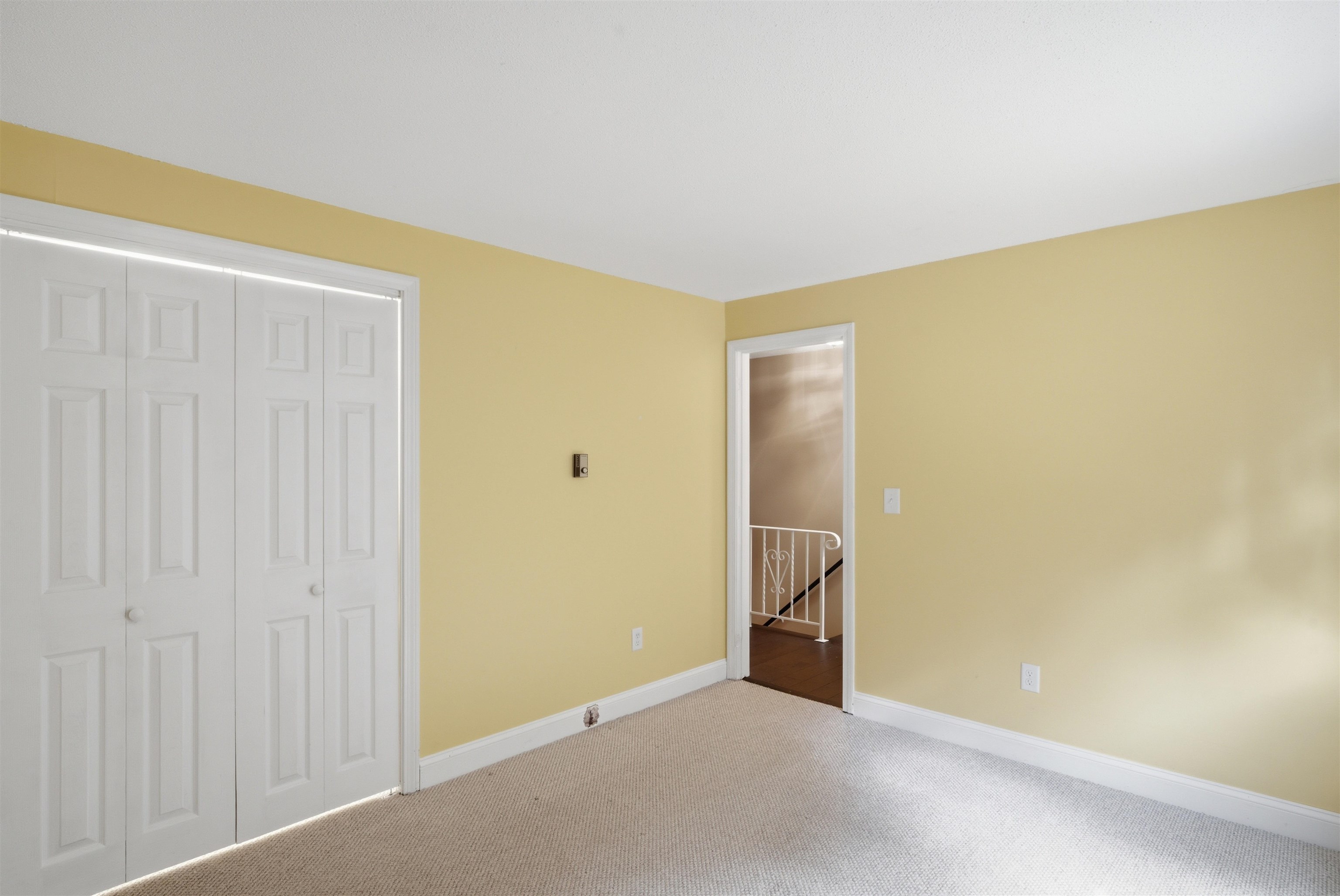 9 Midridge Circle