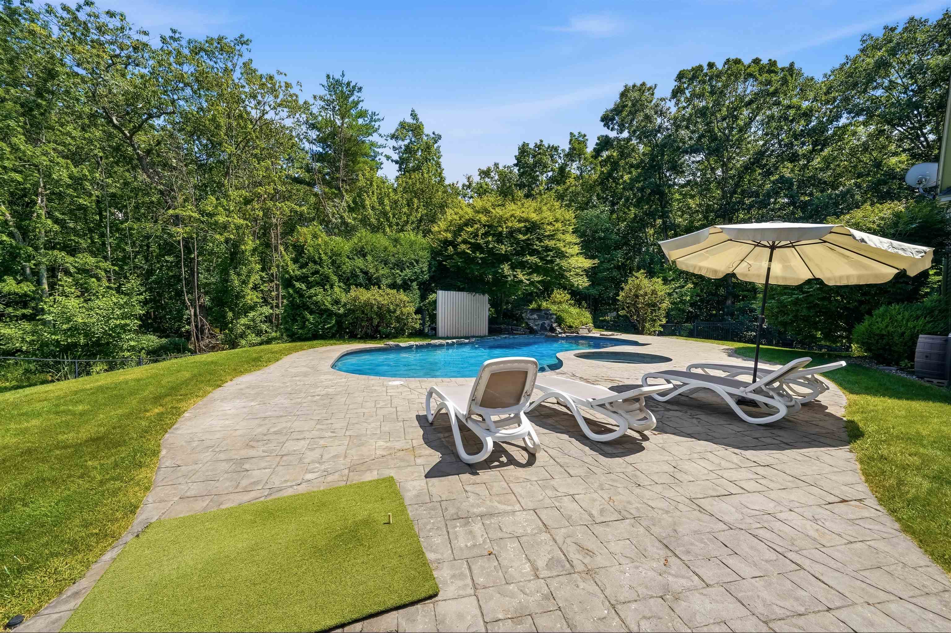 5 Sherwood Road