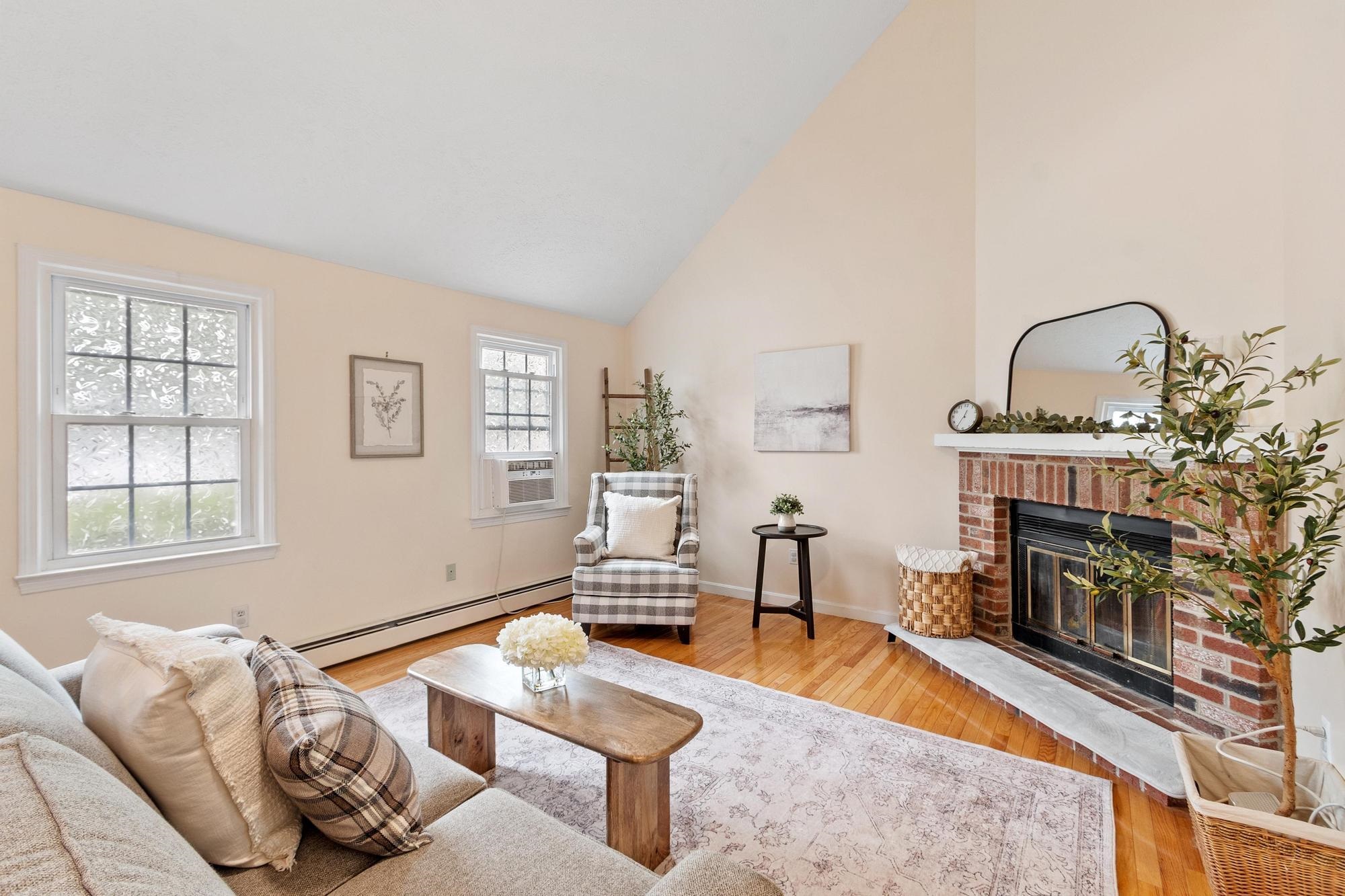 15 Culver Street Unit: 8