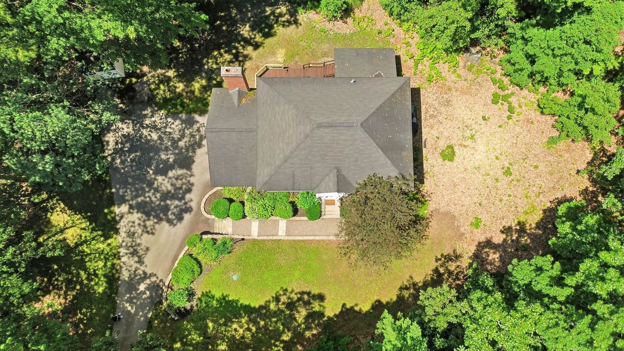 4 Longmeadow Road