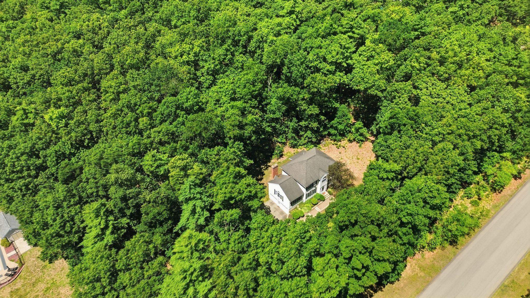 4 Longmeadow Road