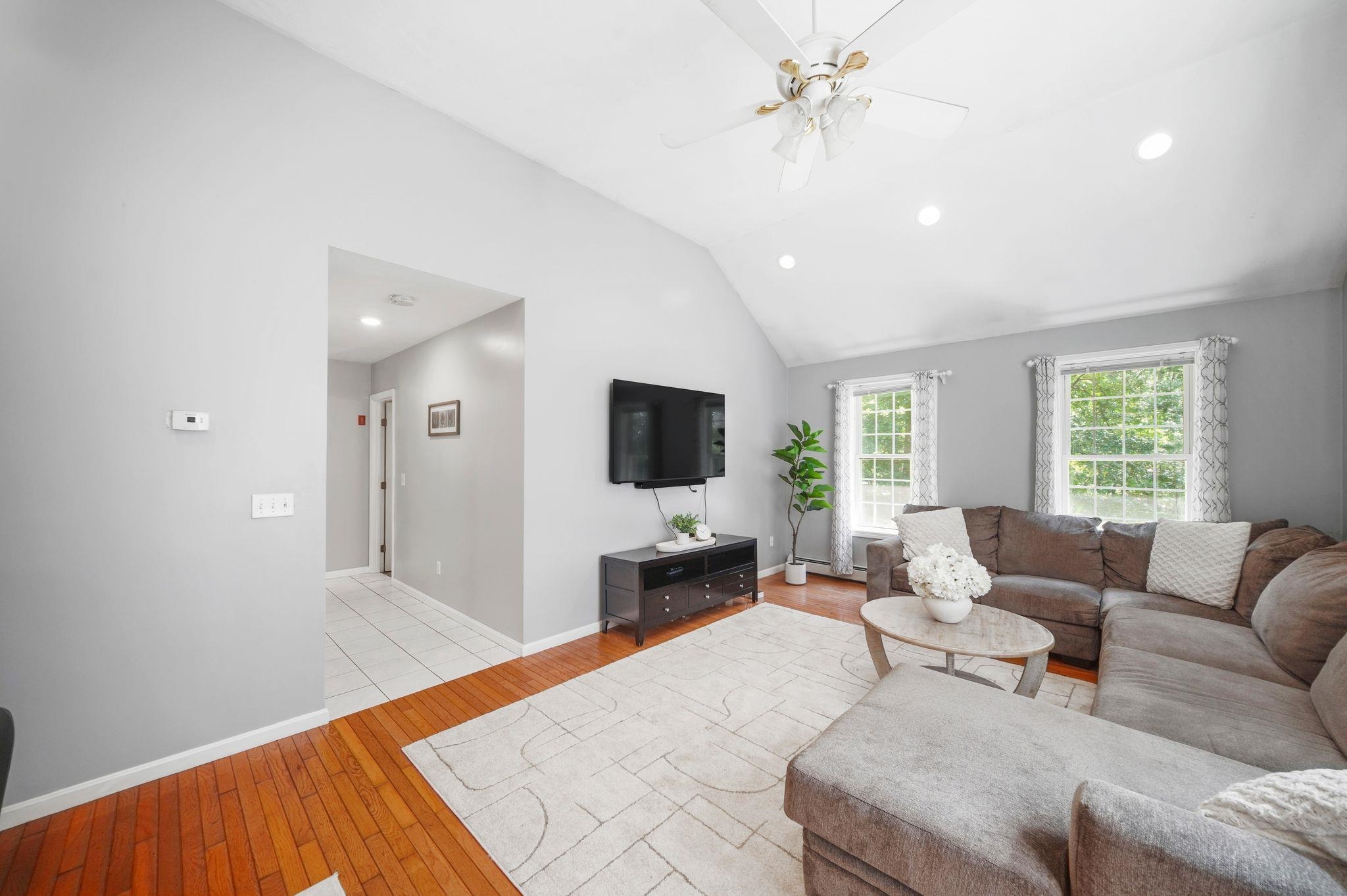4 Longmeadow Road