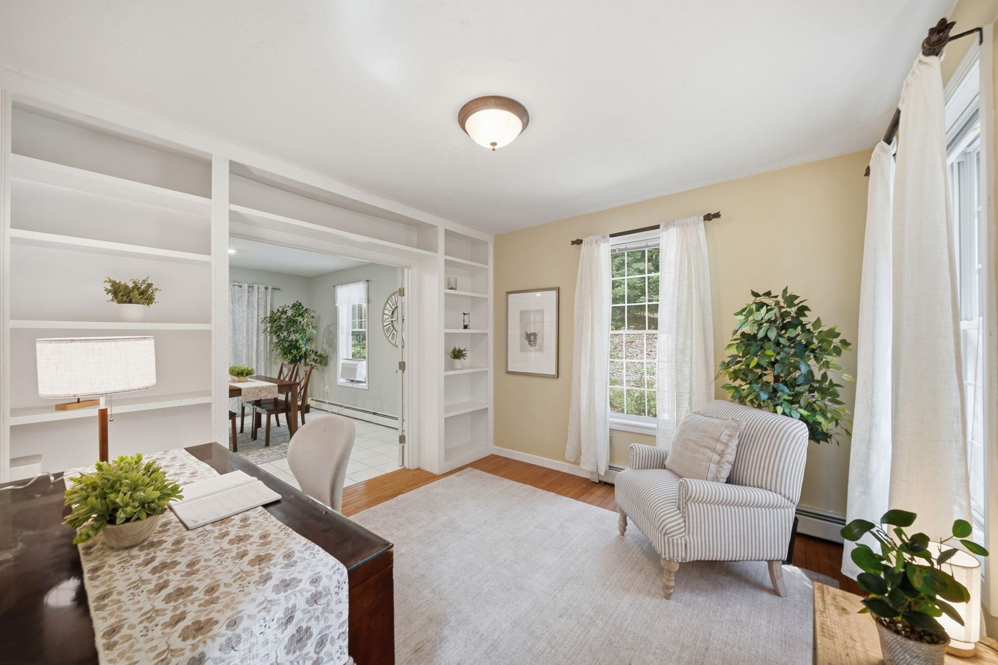4 Longmeadow Road