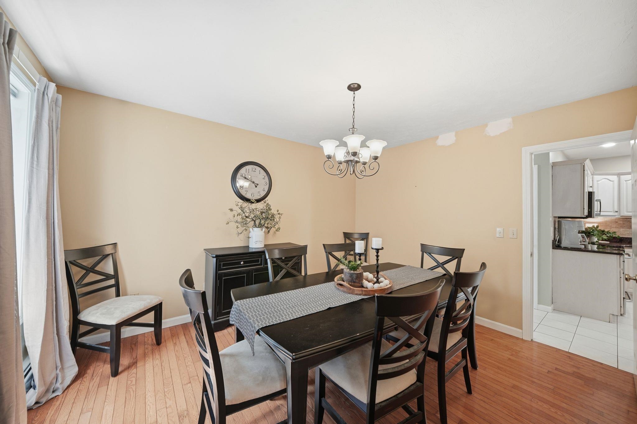 4 Longmeadow Road