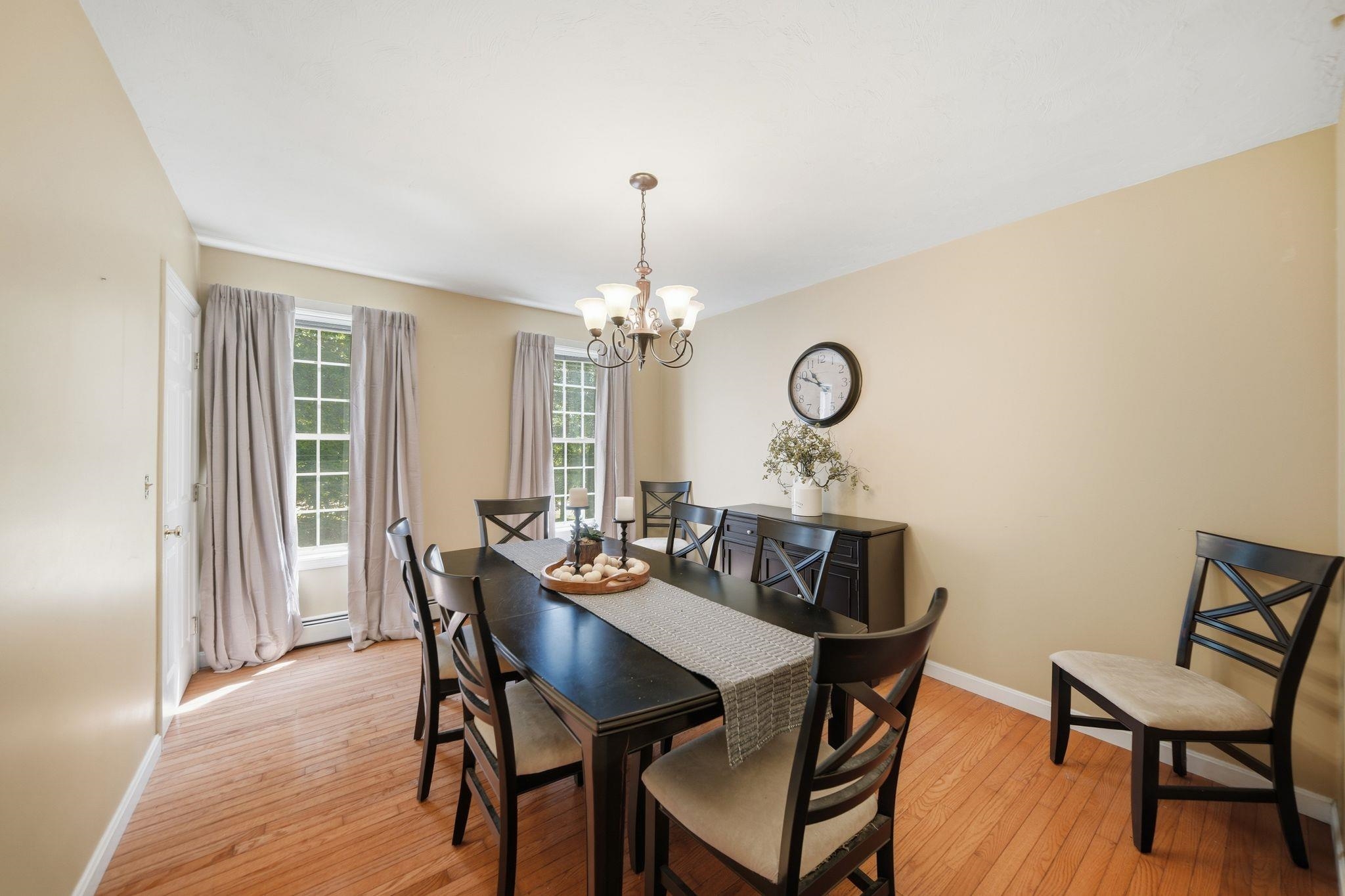 4 Longmeadow Road