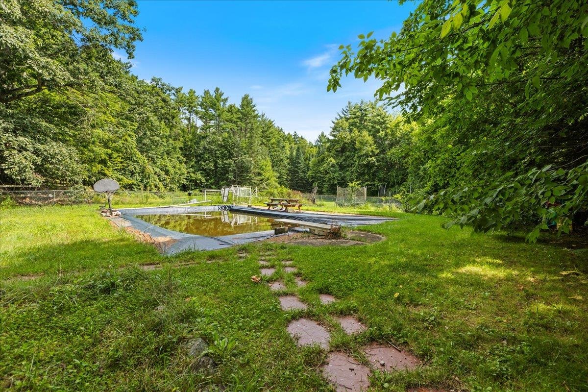 202 Forest Road