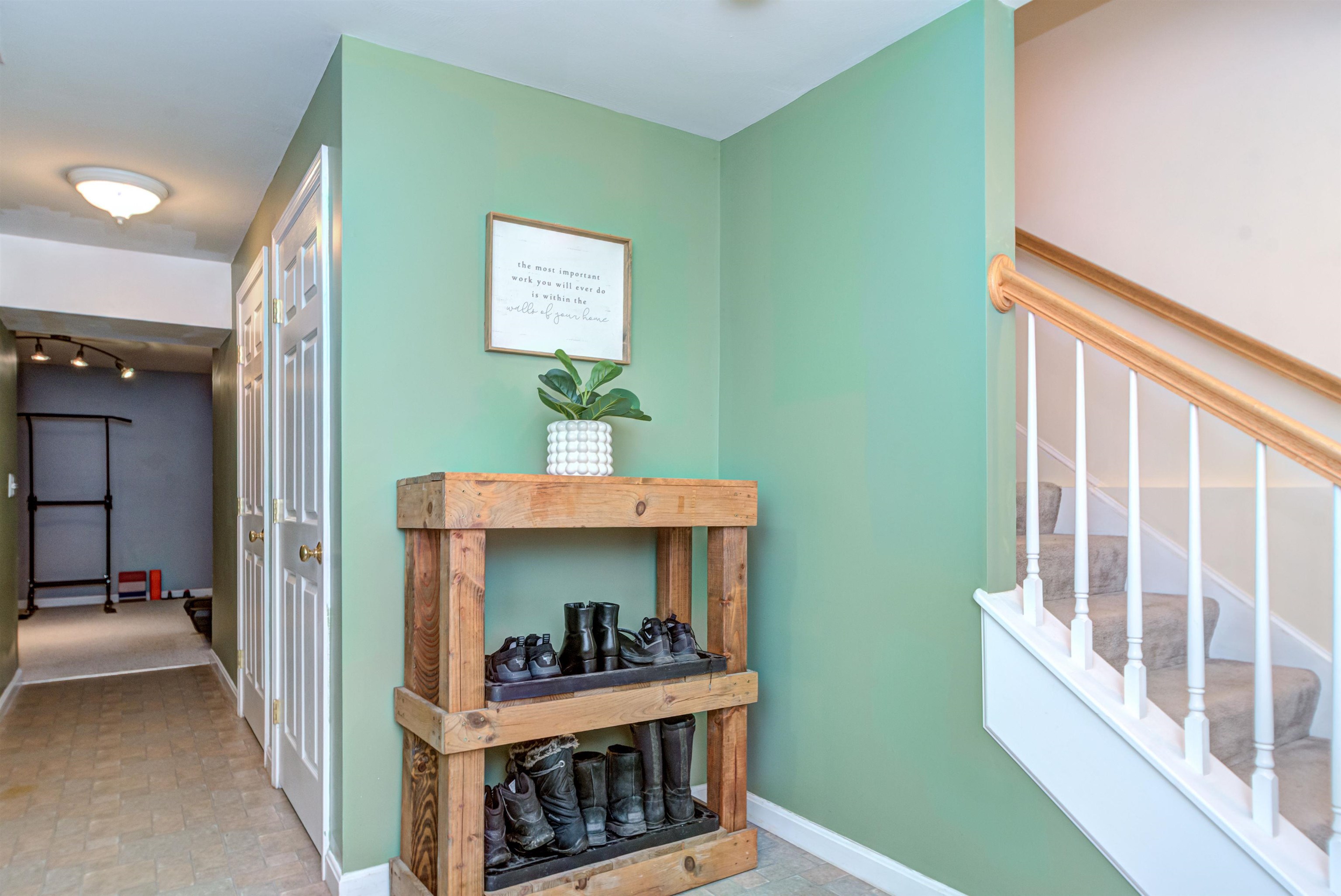10 Canterberry Court Unit: B