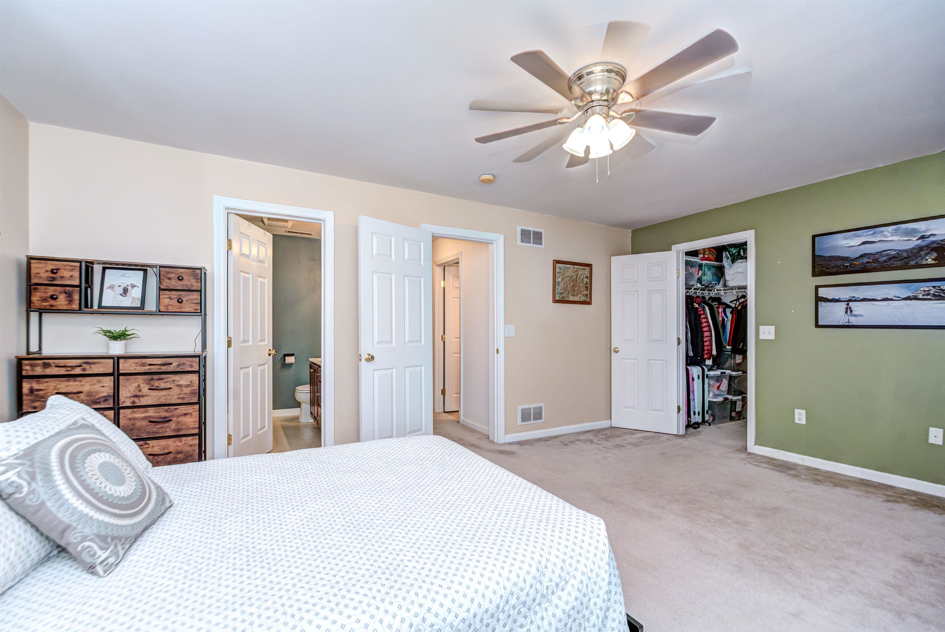 10 Canterberry Court Unit: B