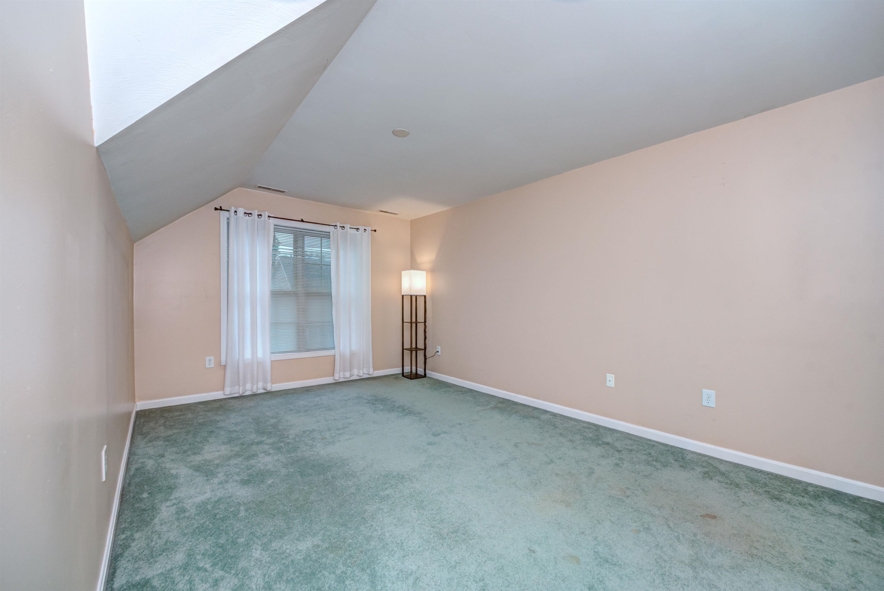10 Canterberry Court Unit: B