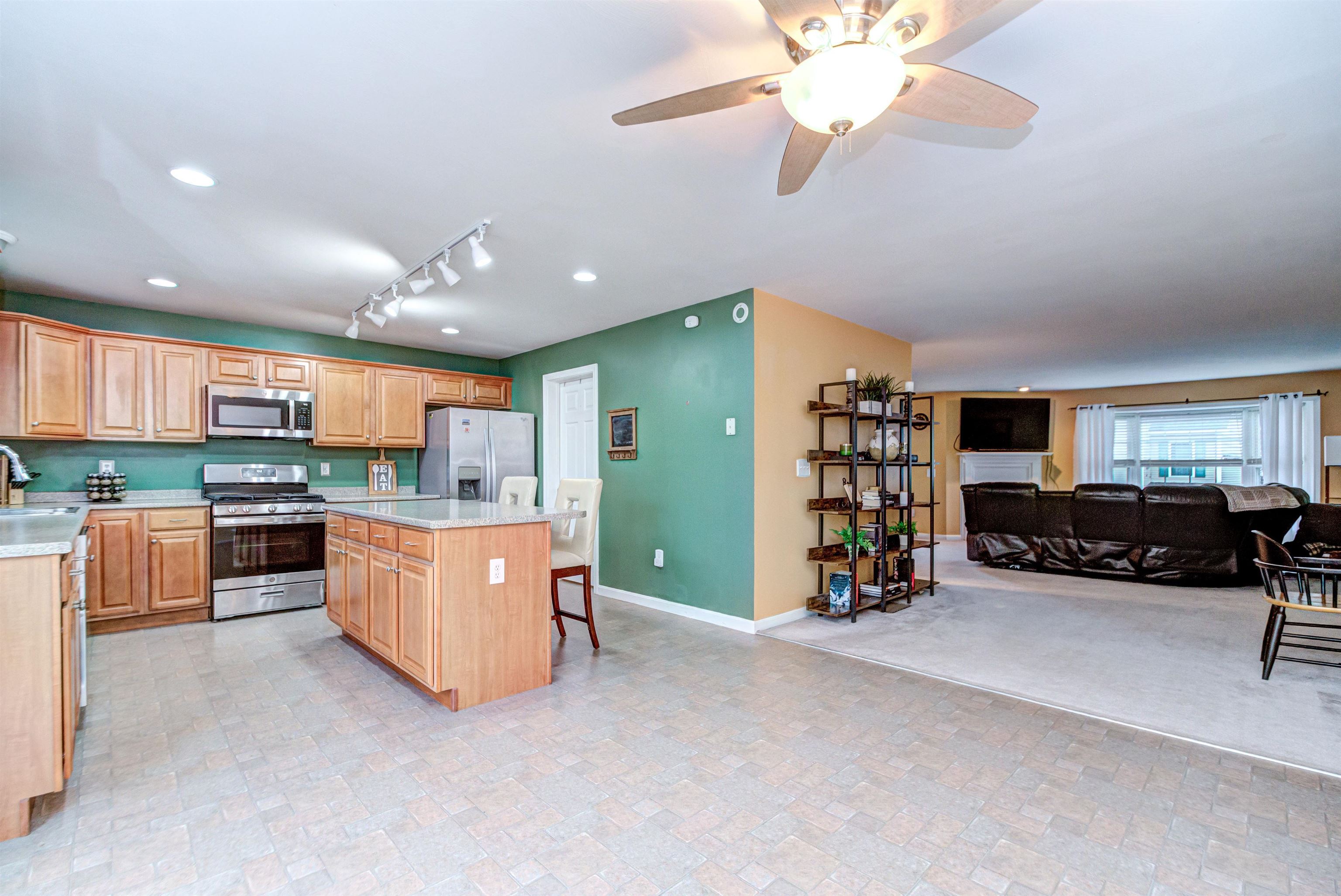 10 Canterberry Court Unit: B