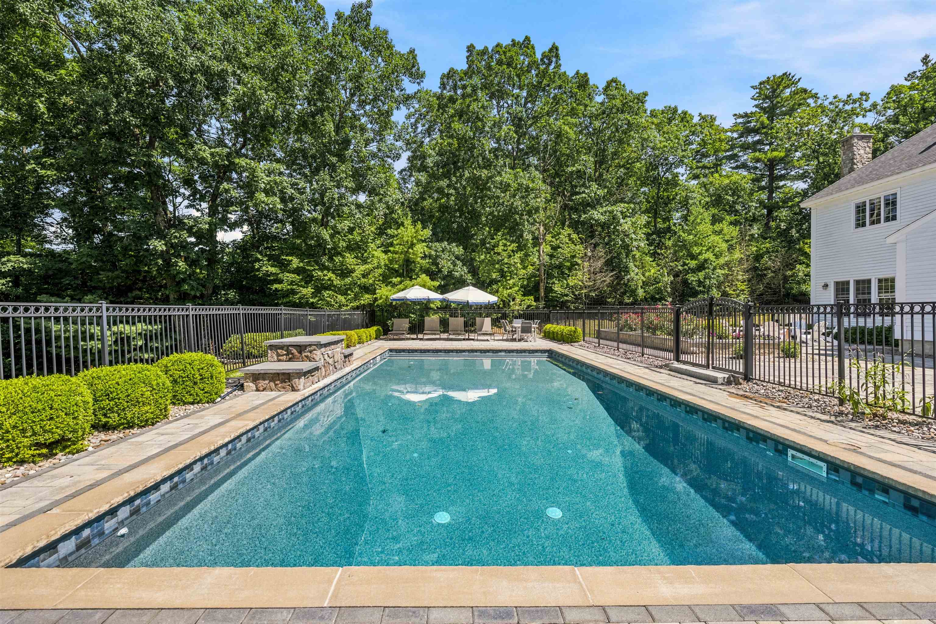 17 Bennington Road