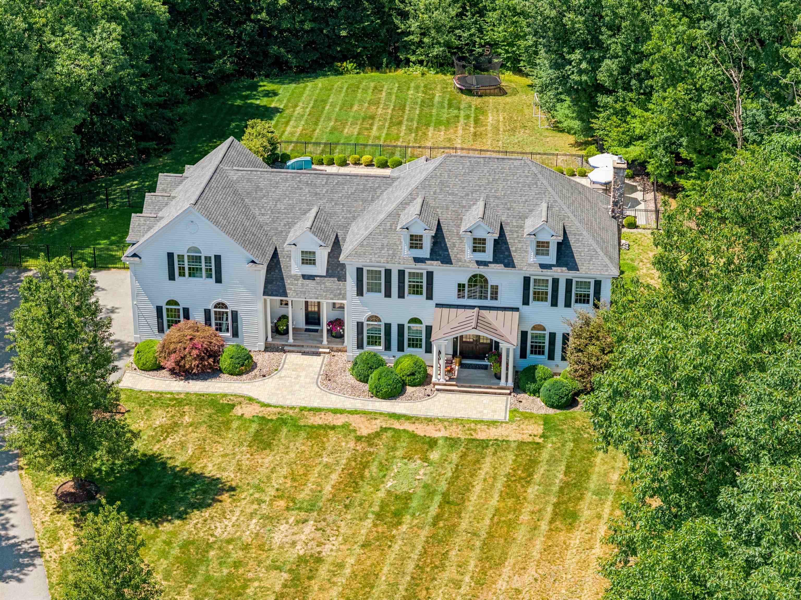 17 Bennington Road