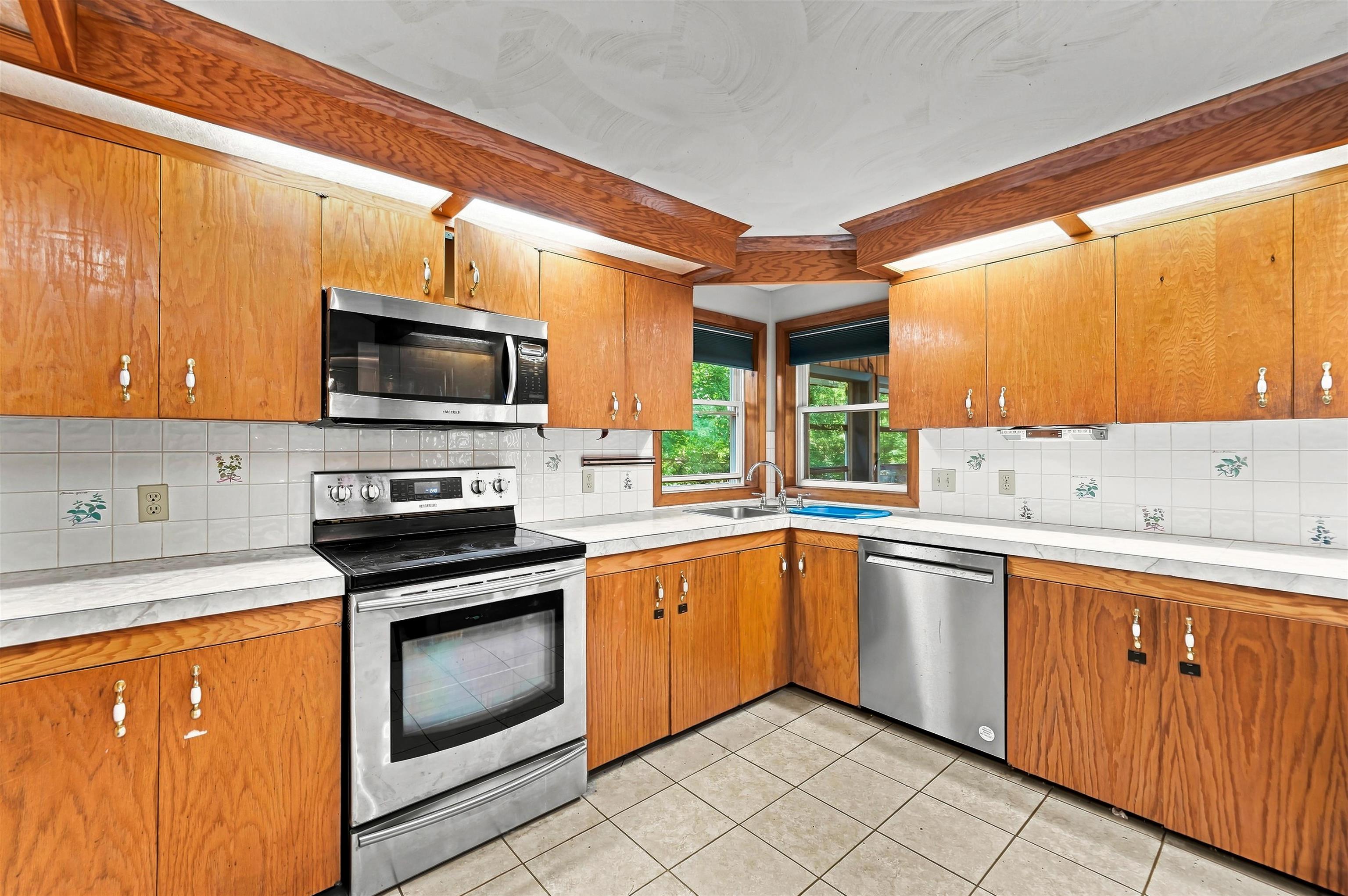 36 Governor Dinsmore Road
