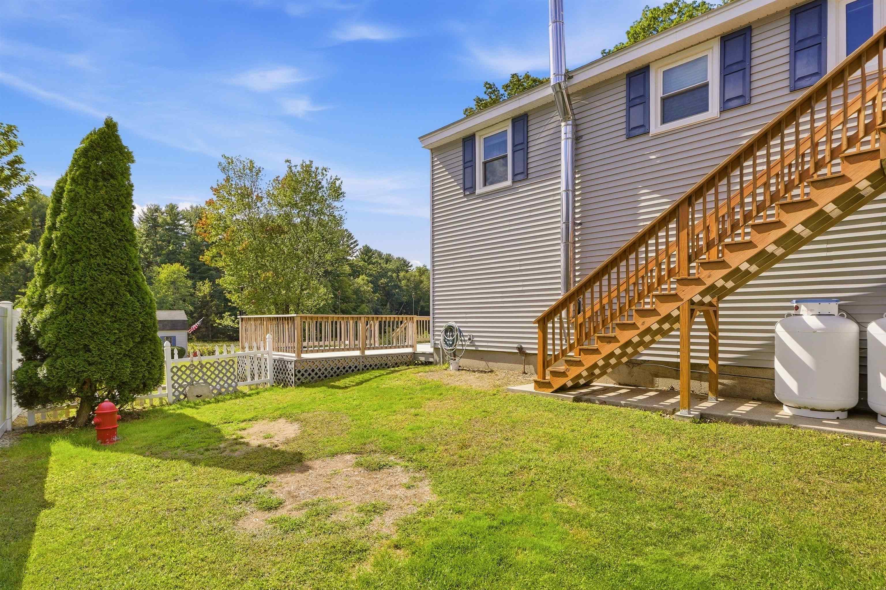 10 Lilac Street