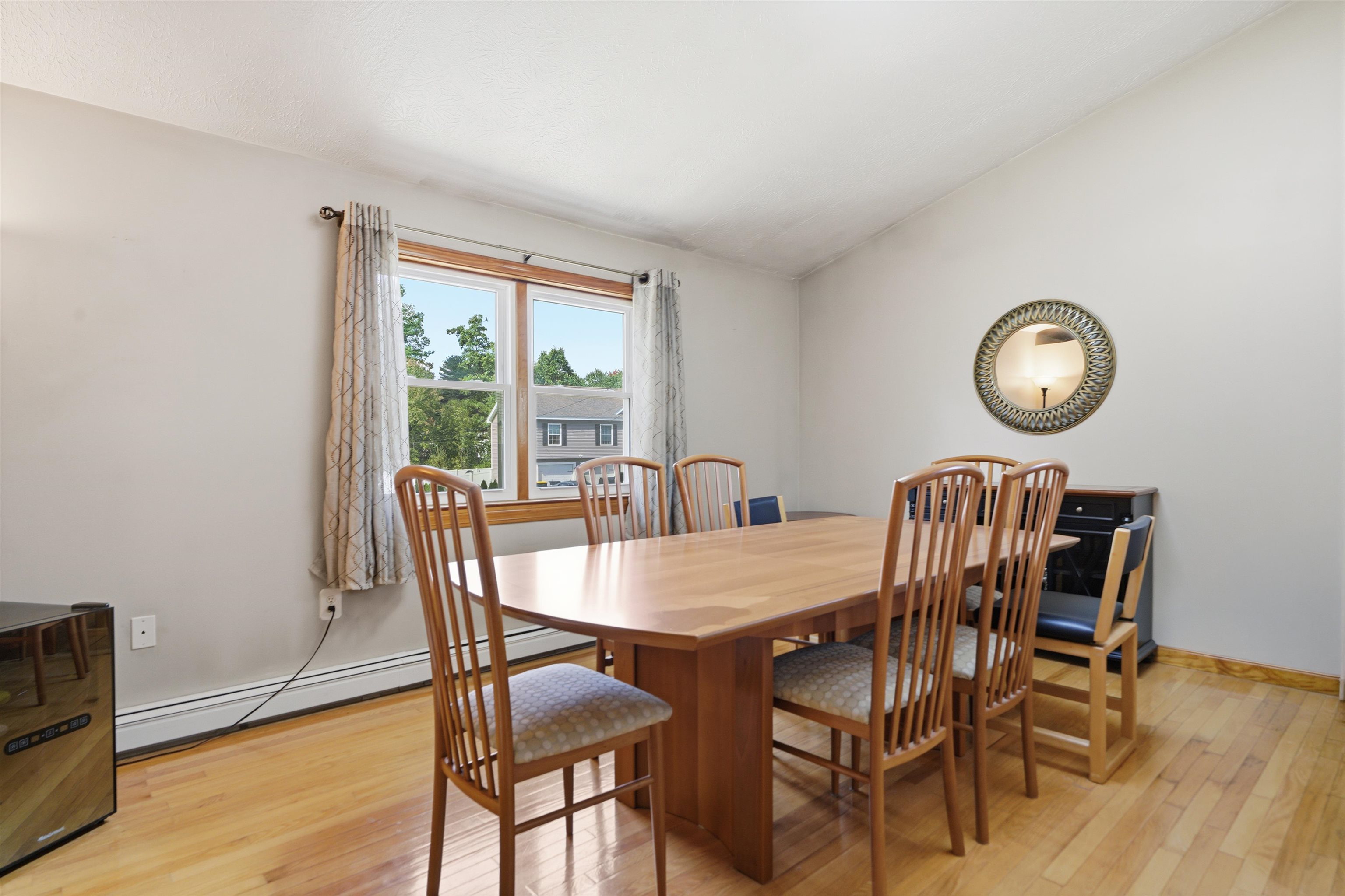 10 Lilac Street