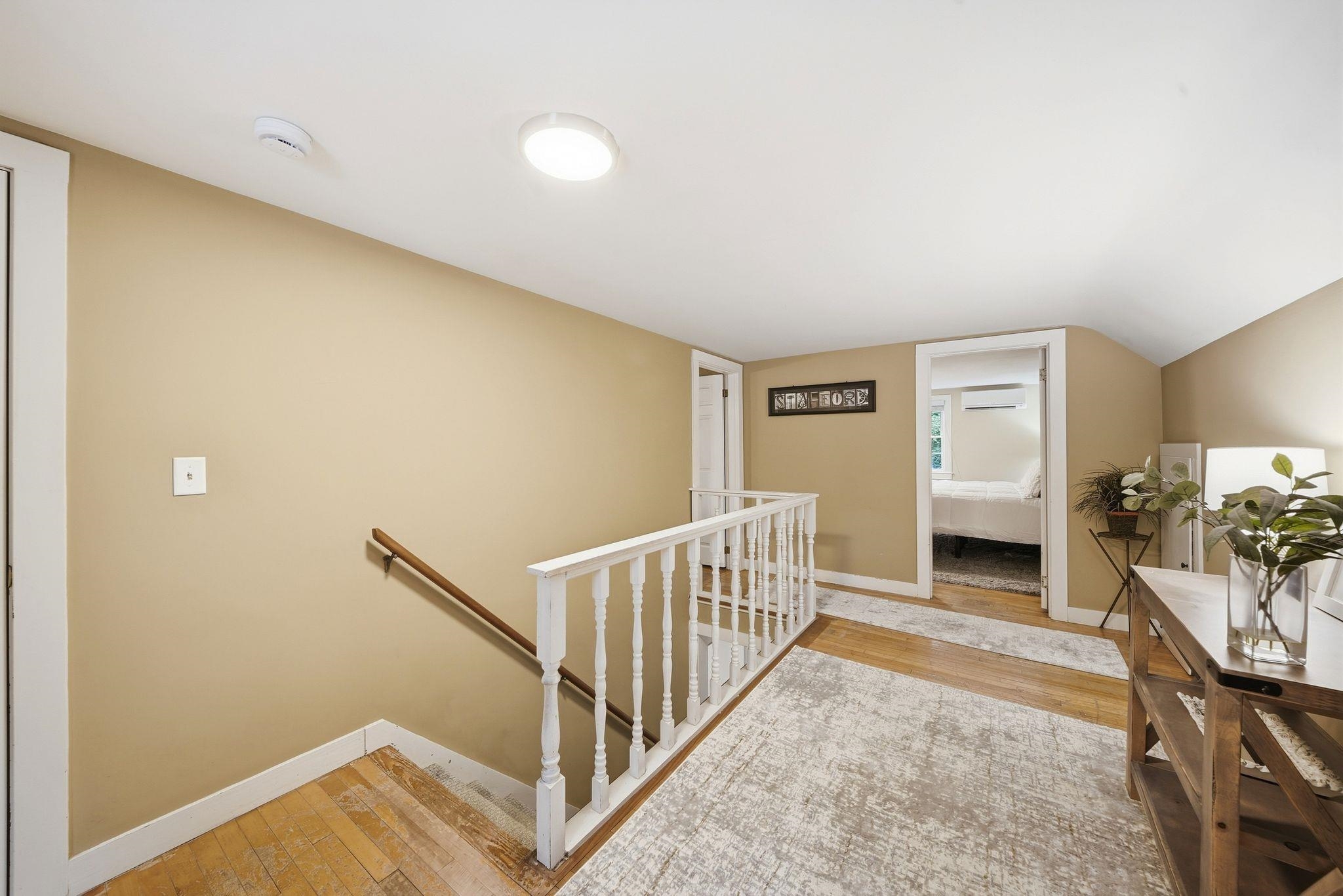 18 Maple Avenue