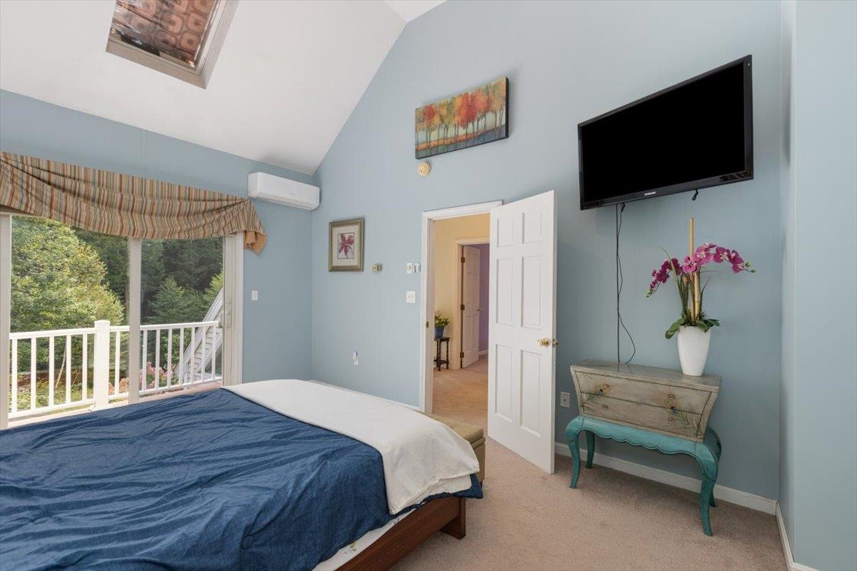 8 Homestead Drive