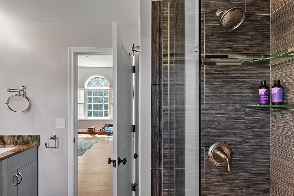 11 Hampton Circle # 11