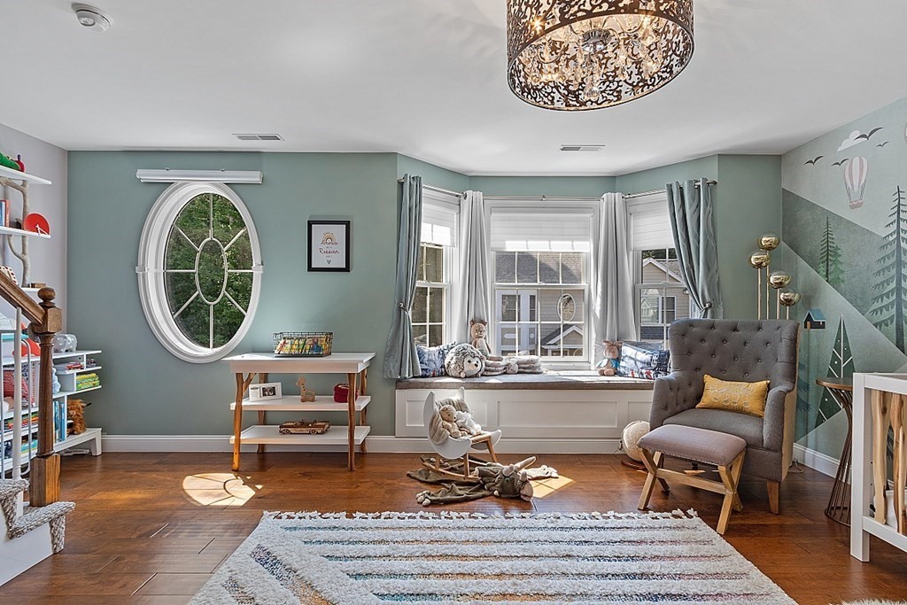 11 Hampton Circle # 11