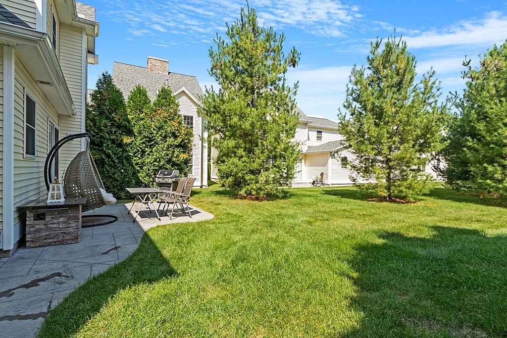 11 Hampton Circle # 11