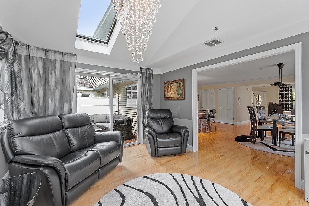 218 Rangeway Rd # 261