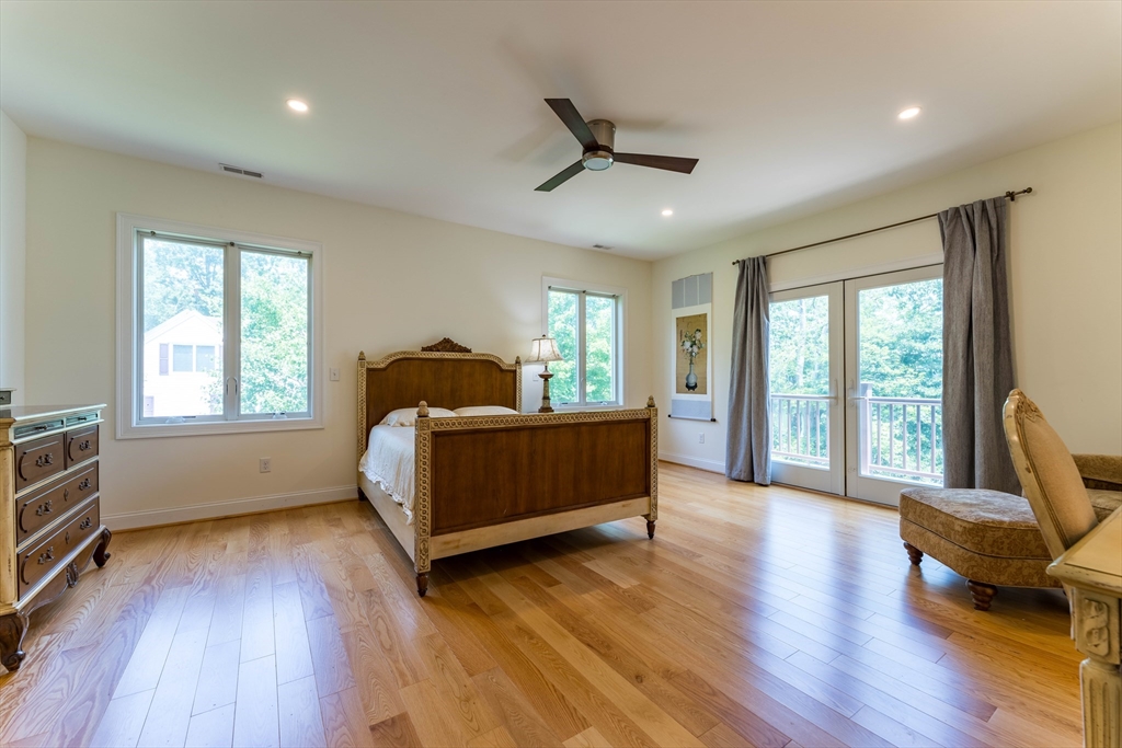 38 Woodvue Rd