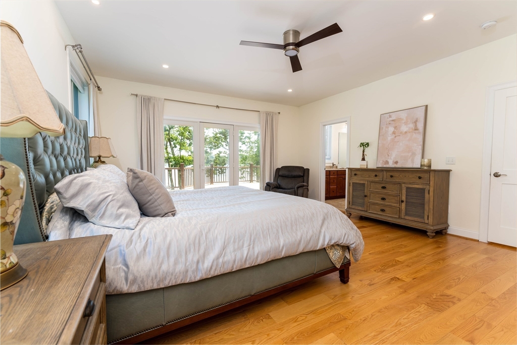 38 Woodvue Rd