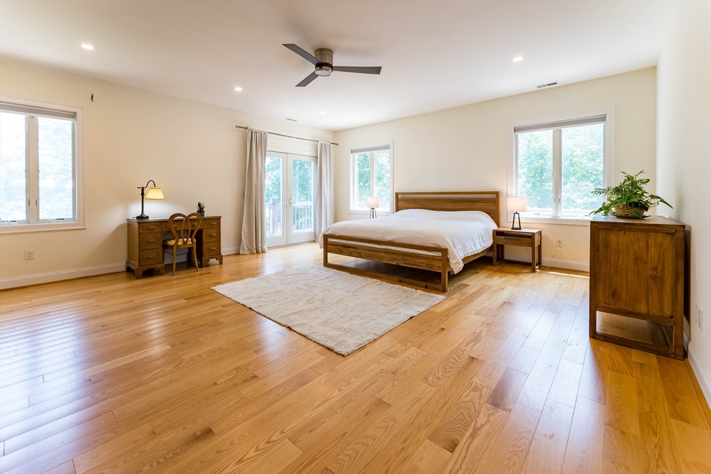 38 Woodvue Rd