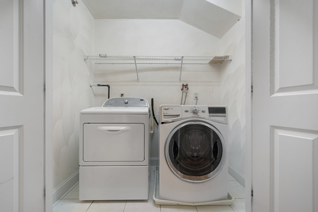 216 Rangeway Rd # 153