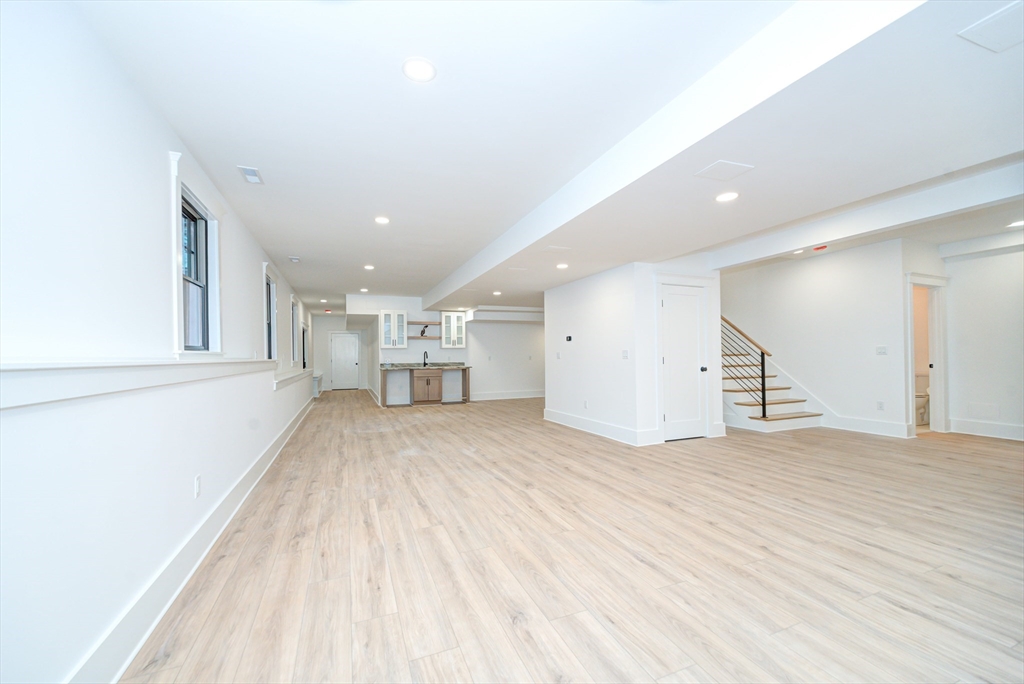 42 Bingham Rd
