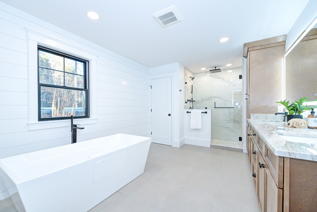 42 Bingham Rd
