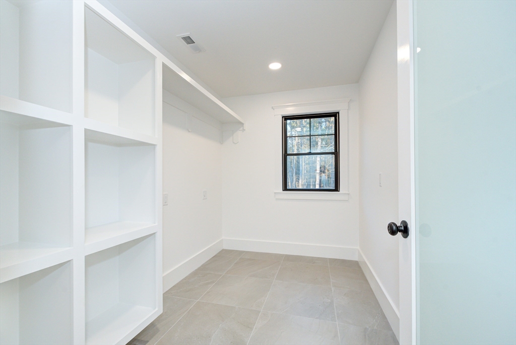 42 Bingham Rd